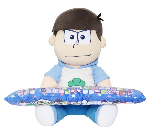 「おそ松さん　PCクッション　カラ松」6,264円（税込／送料・手数料別途）(C)赤塚不二夫／おそ松さん製作委員会