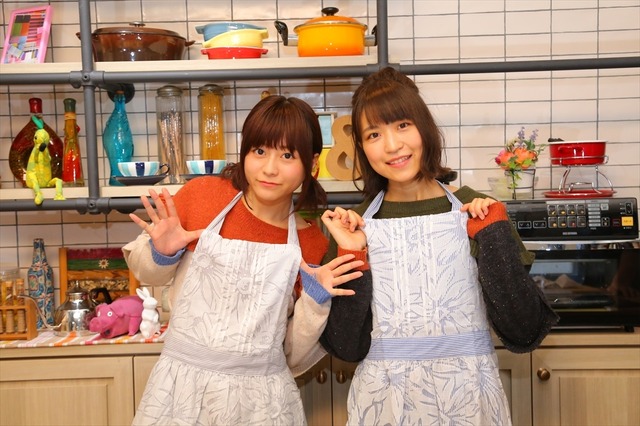 【収録オフショット】“料理回”で二人のエプロン選び 「水瀬いのりと大西沙織のPick Up Girls」第6回