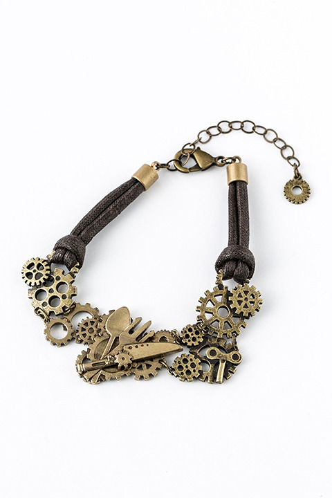 『アイドリッシュセブン』コラボレーション 逢坂壮五モデルブレスレット（税別4,600円）(C)アイドリッシュセブン