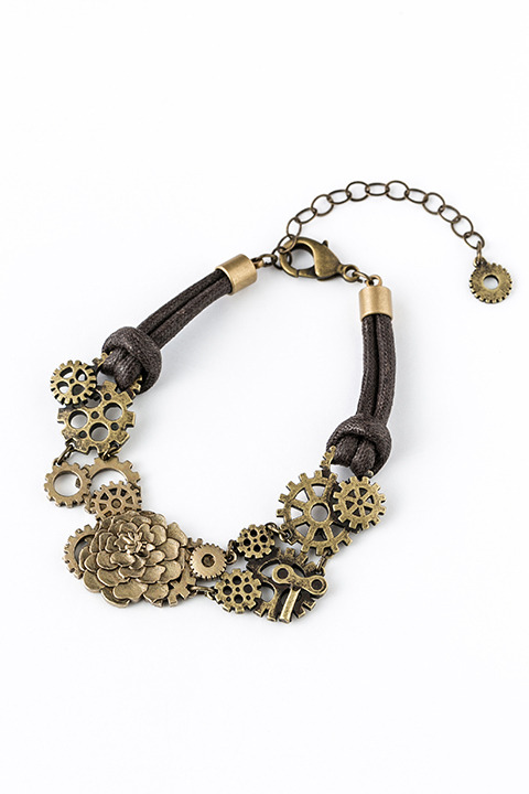 『アイドリッシュセブン』コラボレーション 七瀬陸モデルブレスレット（税別4,600円）(C)アイドリッシュセブン