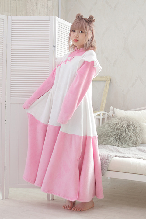 古関れん『らんま1/2』コラボレーション ルームウェア（シャンプーモデル）12,800円（税抜）(C)高橋留美子／小学館