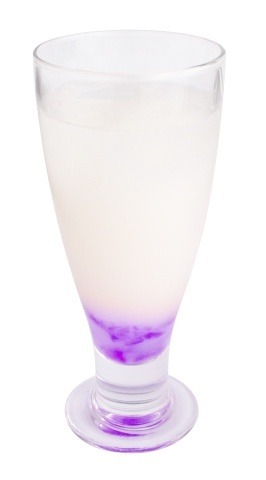 ドリンクメニュー 紫原敦 600 円（税込）(C)藤巻忠俊／集英社・劇場版「黒子のバスケ」製作委員会