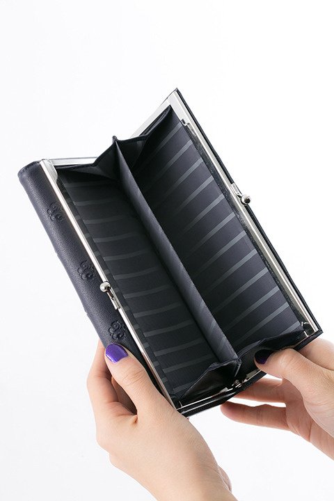 「『K RETURN OF KINGS』財布（伏見猿比古モデル）」9,800円（税別）(C)GoRA・GoHands／k-project