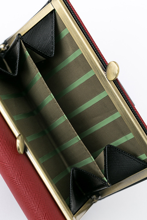 「『K RETURN OF KINGS』財布（八田美咲モデル）」8,800円（税別）(C)GoRA・GoHands／k-project