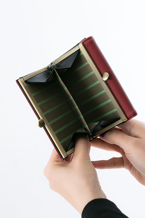 「『K RETURN OF KINGS』財布（八田美咲モデル）」8,800円（税別）(C)GoRA・GoHands／k-project