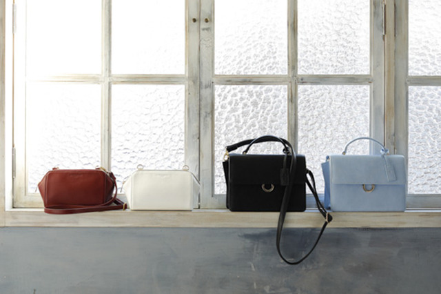 『血界戦線 & BEYOND』コラボレーション ショルダーバッグ 各12,800円（税別）、ポーチ 各6,500円（税別）(C)2017 内藤泰弘／集英社・血界戦線 & BEYOND製作委員会