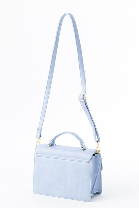 『血界戦線 & BEYOND』コラボレーション ショルダーバッグ レオナルド・ウォッチ モデル 12,800円（税別）(C)2017 内藤泰弘／集英社・血界戦線 & BEYOND製作委員会