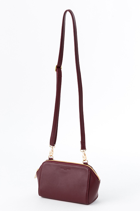 『血界戦線 & BEYOND』コラボレーション ポーチ クラウス・V・ラインヘルツ モデル 6,500円（税別）(C)2017 内藤泰弘／集英社・血界戦線 & BEYOND製作委員会