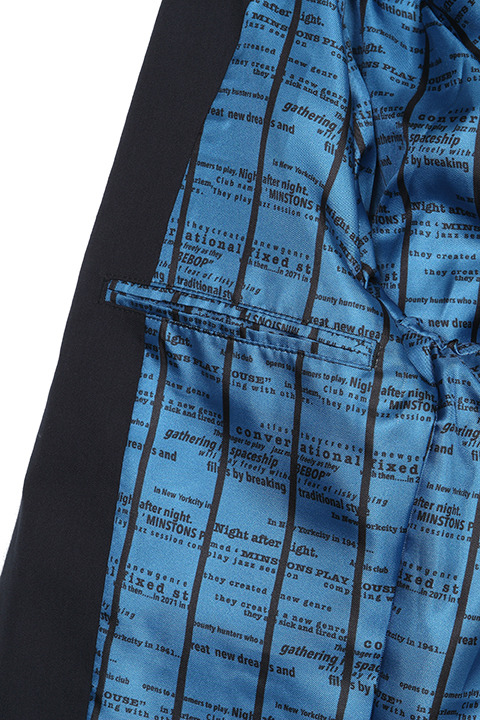 「『カウボーイビバップ』コラボレーション スパイク・スピーゲル モデル メンズスーツ」40,000円（税抜）(C)サンライズ