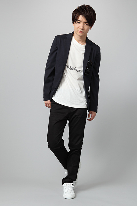 「『カウボーイビバップ』コラボレーション スパイク・スピーゲル モデル メンズスーツ」40,000円（税抜）(C)サンライズ