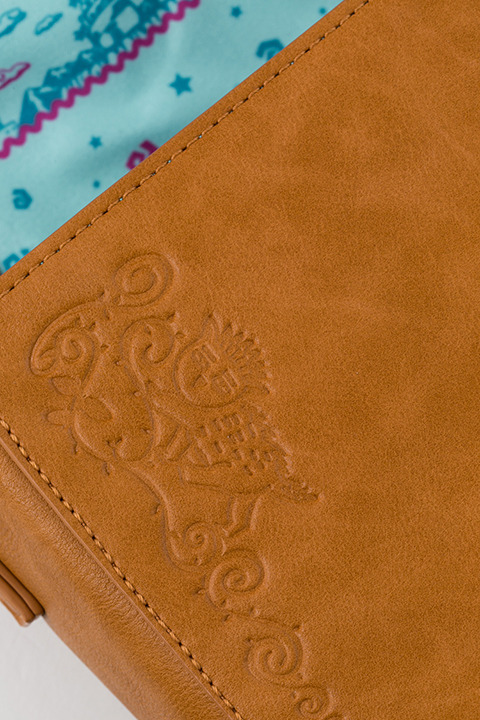 「『魔法陣グルグル』コラボレーション バッグ」12,800円(税抜)(C)衛藤ヒロユキ／SQUARE