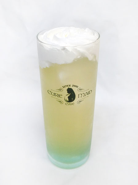 ドリンク ユーリ500＋税(C) つくみず・新潮社／「少女終末旅行」製作委員会