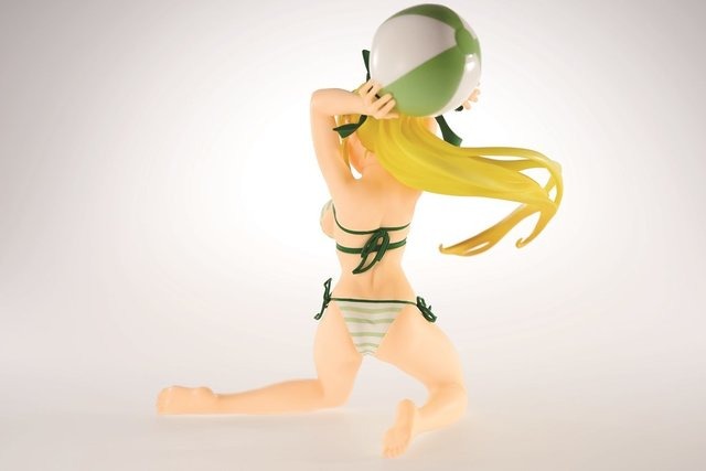 『ソードアート・オンライン コード・レジスタ』の水着リーファほか、「SAO」のアミューズメント景品が続々登場