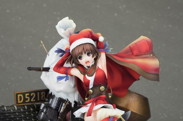 「甲鉄城のカバネリ サンタ無名 美樹本晴彦描き下ろしVer. 1/7フィギュア」27,400円（税別）(C)カバネリ製作委員会