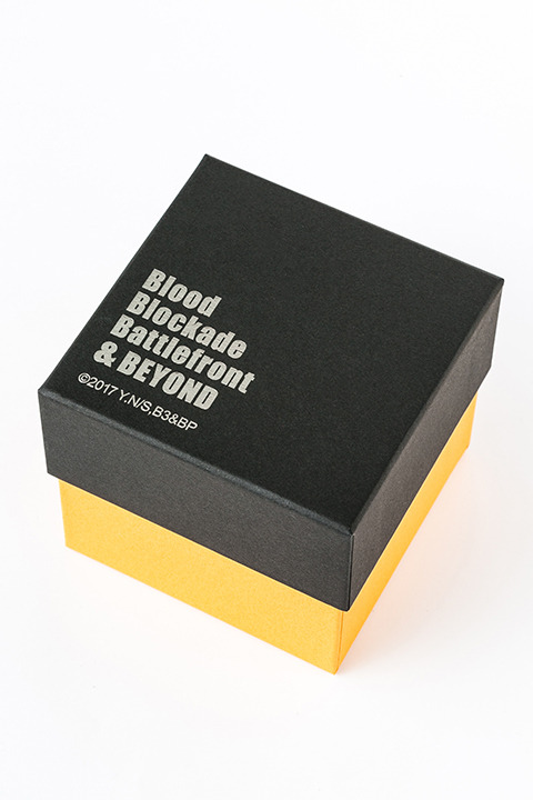 『血界戦線 & BEYOND』コラボレーション 腕時計 12,800円（税別）レオナルド・ウォッチモデル(C)2017 内藤泰弘／集英社・血界戦線 & BEYOND製作委員会