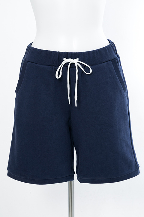 『血界戦線 & BEYOND』コラボレーション ルームウェア 10,800円（税別）レオナルド・ウォッチモデル(C)2017 内藤泰弘／集英社・血界戦線 & BEYOND製作委員会