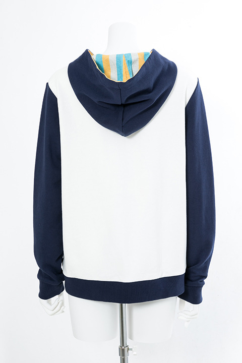 『血界戦線 & BEYOND』コラボレーション ルームウェア 10,800円（税別）レオナルド・ウォッチモデル(C)2017 内藤泰弘／集英社・血界戦線 & BEYOND製作委員会