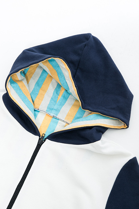 『血界戦線 & BEYOND』コラボレーション ルームウェア 10,800円（税別）レオナルド・ウォッチモデル(C)2017 内藤泰弘／集英社・血界戦線 & BEYOND製作委員会