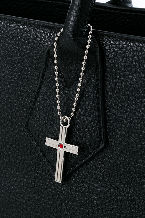 『血界戦線 & BEYOND』コラボレーション バッグ 12,800円（税別）クラウス・V・ラインヘルツモデル(C)2017 内藤泰弘／集英社・血界戦線 & BEYOND製作委員会