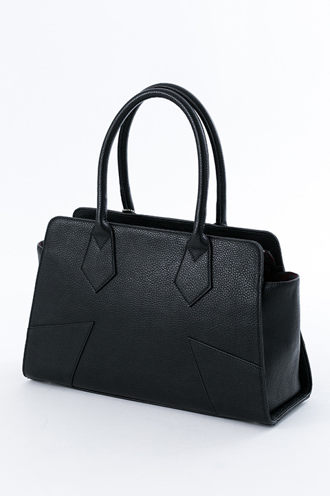 『血界戦線 & BEYOND』コラボレーション バッグ 12,800円（税別）クラウス・V・ラインヘルツモデル(C)2017 内藤泰弘／集英社・血界戦線 & BEYOND製作委員会