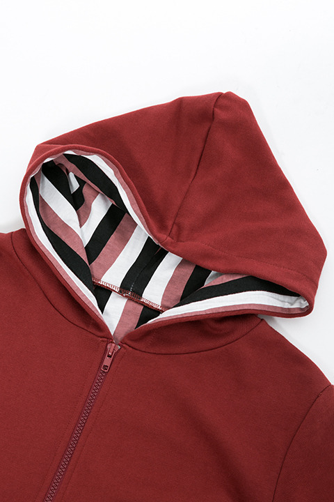 『血界戦線 & BEYOND』コラボレーション ルームウェア 10,800円（税別）クラウス・V・ラインヘルツモデル(C)2017 内藤泰弘／集英社・血界戦線 & BEYOND製作委員会