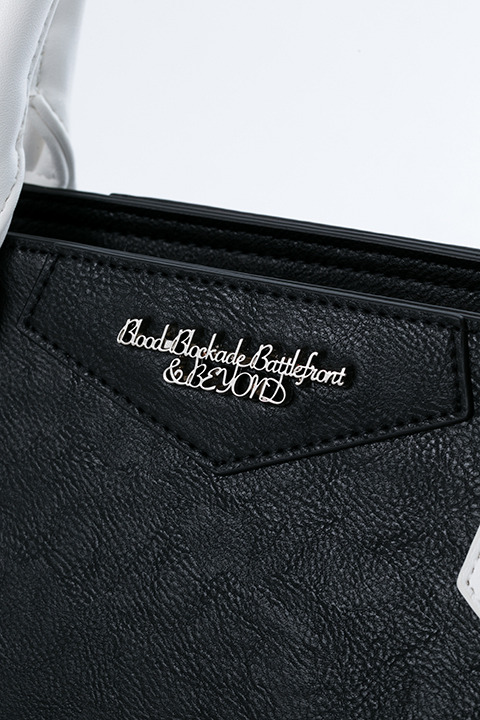 『血界戦線 & BEYOND』コラボレーション バッグ 12,800円（税別）ザップ・レンフロモデル(C)2017 内藤泰弘／集英社・血界戦線 & BEYOND製作委員会