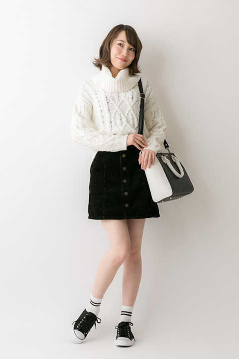 『血界戦線 & BEYOND』コラボレーション バッグ 12,800円（税別）ザップ・レンフロモデル(C)2017 内藤泰弘／集英社・血界戦線 & BEYOND製作委員会