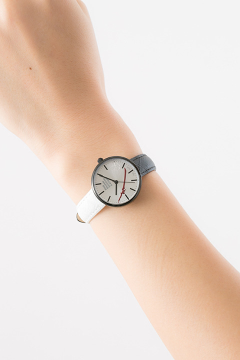 『血界戦線 & BEYOND』コラボレーション 腕時計 12,800円（税別）ザップ・レンフロモデル(C)2017 内藤泰弘／集英社・血界戦線 & BEYOND製作委員会