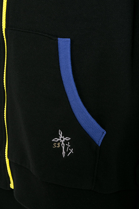 『血界戦線 & BEYOND』コラボレーション ルームウェア 10,800円（税別）スティーブン・A・スターフェイズモデル(C)2017 内藤泰弘／集英社・血界戦線 & BEYOND製作委員会