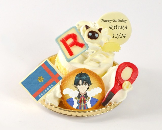 「越前リョーマの Birthday ケーキ (いちごショートケーキ)」(750 円)(C)許斐 剛／集英社・ＮＡＳ・新テニスの王子様プロジェクト