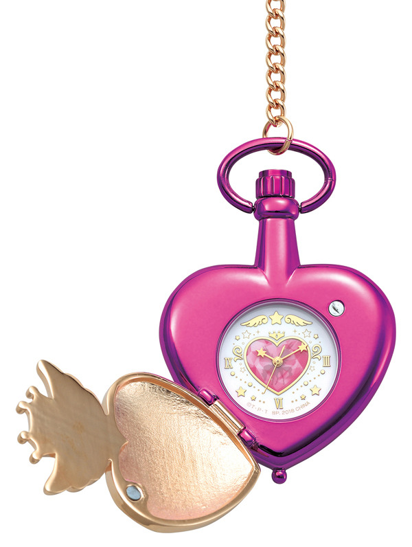 「一番くじ 美少女戦士セーラームーン～セーラー戦士のお泊り女子会～」1回620円（税込）ラストワン賞 ちびムーンコンパクトデザイン懐中時計（全1種）(C)武内直子･PNP･東映アニメーション (C)Naoko Takeuchi