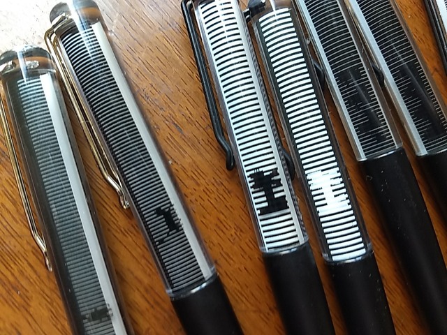 「フローティングペン」