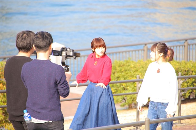 【収録オフショット】待望の初“外ロケ”回！視聴者に向けての直筆メッセージも「水瀬いのりと大西 沙織のPick Up Girls」第14回