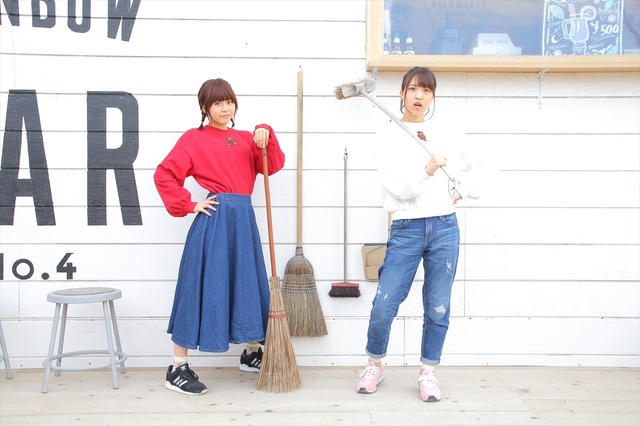 【収録オフショット】待望の初“外ロケ”回！視聴者に向けての直筆メッセージも「水瀬いのりと大西 沙織のPick Up Girls」第14回