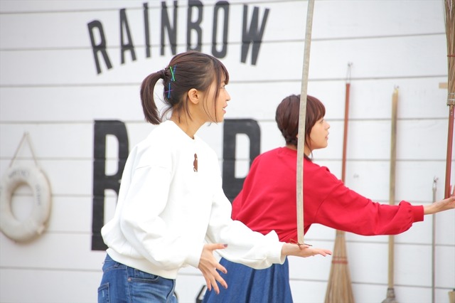 【収録オフショット】待望の初“外ロケ”回！視聴者に向けての直筆メッセージも「水瀬いのりと大西 沙織のPick Up Girls」第14回