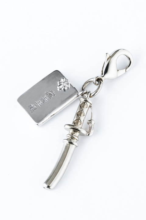 『ジョーカー・ゲーム』チャームセット(Aセット)／8,800円(税別)(C)柳広司・KADOKAWA／JOKER GAME ANIMATION PROJECT