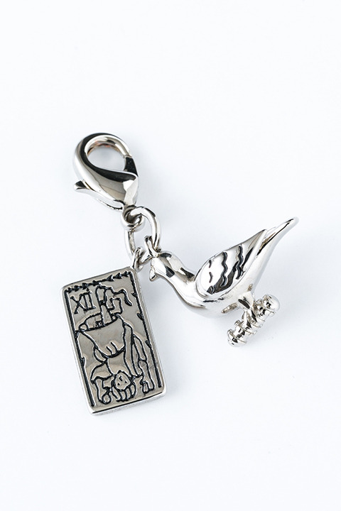 『ジョーカー・ゲーム』チャームセット(Bセット) ／各9,800円(税別)(C)柳広司・KADOKAWA／JOKER GAME ANIMATION PROJECT