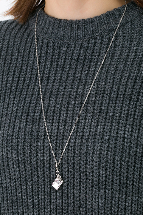 『ジョーカー・ゲーム』チャームセット(Bセット) ／各9,800円(税別)(C)柳広司・KADOKAWA／JOKER GAME ANIMATION PROJECT