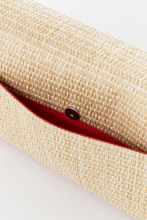 「バッグ（おそ松モデル）」10,800円（税別） (C)赤塚不二夫／おそ松さん製作委員会