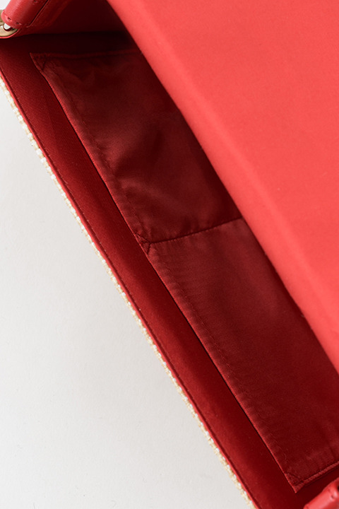 「バッグ（おそ松モデル）」10,800円（税別） (C)赤塚不二夫／おそ松さん製作委員会