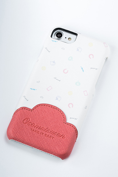 「スマートフォンケース（おそ松モデル）」3,800円（税別） (C)赤塚不二夫／おそ松さん製作委員会