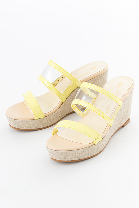 「サンダル（十四松モデル）」14,800円（税別）(C)赤塚不二夫／おそ松さん製作委員会