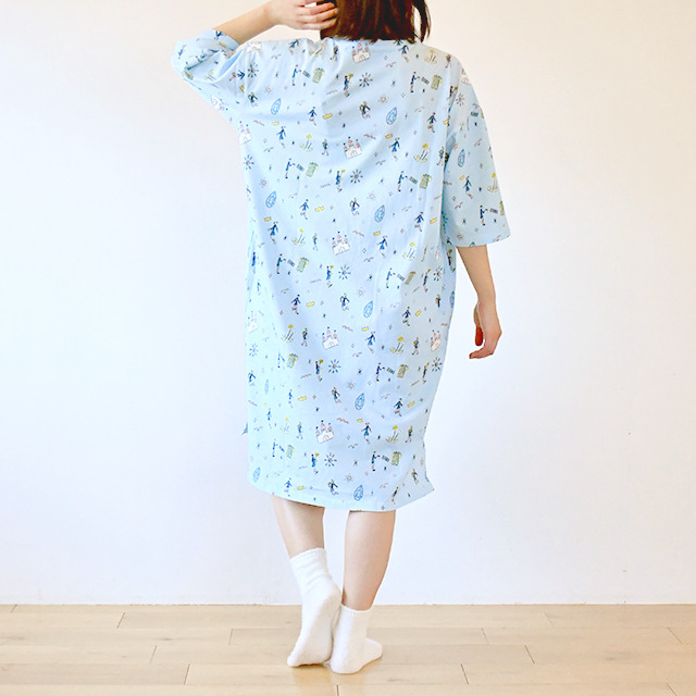 『アイドルマスター SideM』×鬼頭祈コラボ ゆったりワンピース 4,900円＋税(C)BNEI／PROJECT SideM