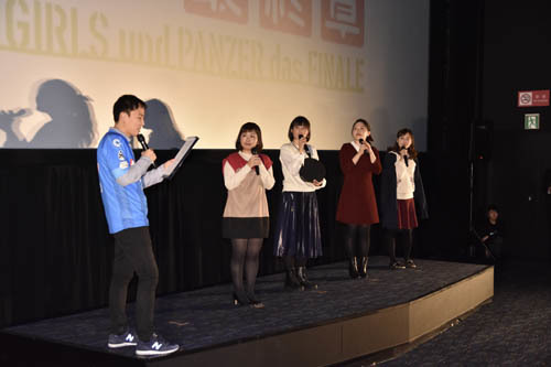 「ガルパン」歴女チームが高知を初訪問 坂本龍馬 書簡貸出セレモニーに1500人のファン集結