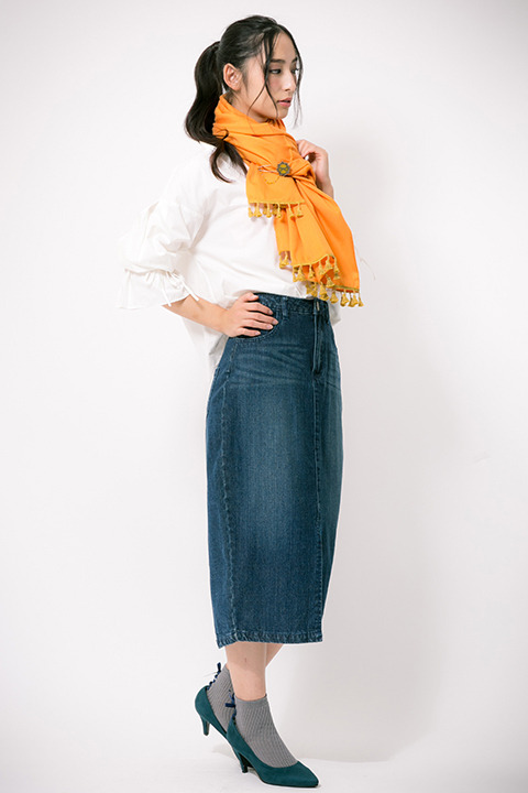 「最遊記RELOAD BLAST」ストール＆ピンセット 孫悟空モデル 8,800円(税別)(C)峰倉かずや・一迅社／最遊記RB PROJECT