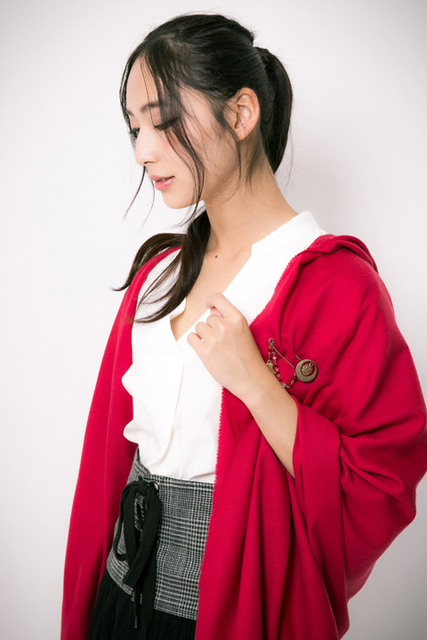 「最遊記RELOAD BLAST」ストール＆ピンセット 沙悟浄モデル 8,800円(税別)(C)峰倉かずや・一迅社／最遊記RB PROJECT