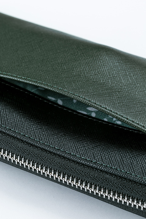 「最遊記RELOAD BLAST」コラボレーション財布 猪八戒モデル 8,800円(税別)(C)峰倉かずや・一迅社／最遊記RB PROJECT