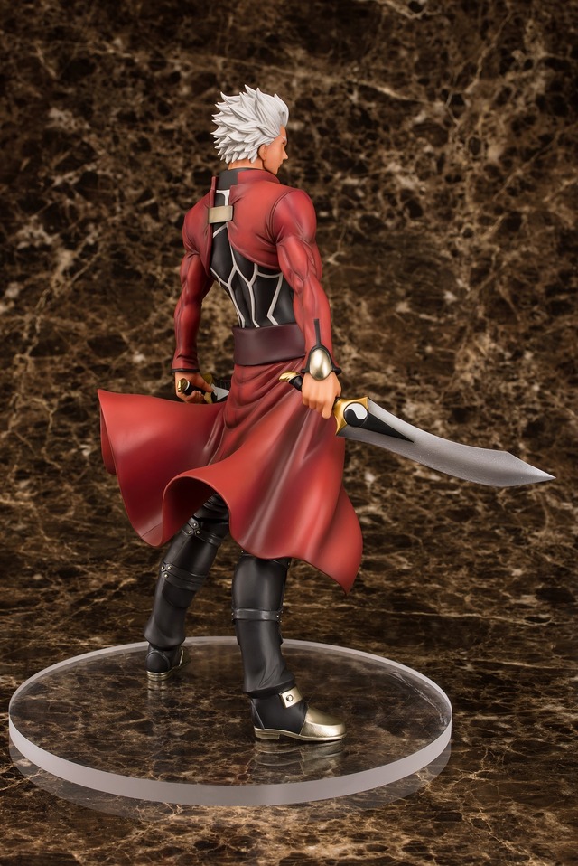 フィギュア「アーチャー Route：Unlimited Blade Works」16,800 円（税込18,144 円）(c)TYPE-MOON・ufotable・FSNPC