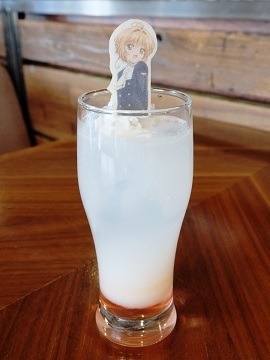 「カードキャプターさくら -クリアカード編- × TOWER RECORDS CAFE」『カードキャプターさくら』キャラクタードリンク　750円(C)CLAMP・ST/講談社・NEP・NHK