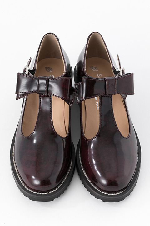 劇場版『Fate/stay night[Heaven’s Feel]』コラボレーションアイテム 間桐 桜 モデル パンプス／15,800円(税別)(C)TYPE-MOON・ufotable・FSNPC